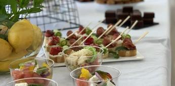 Мясной сет с салатами "Сытый папа" на 20 персон