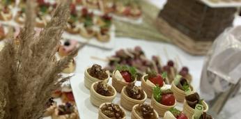 Сэндвичи и тарталетки на 5-8 персон